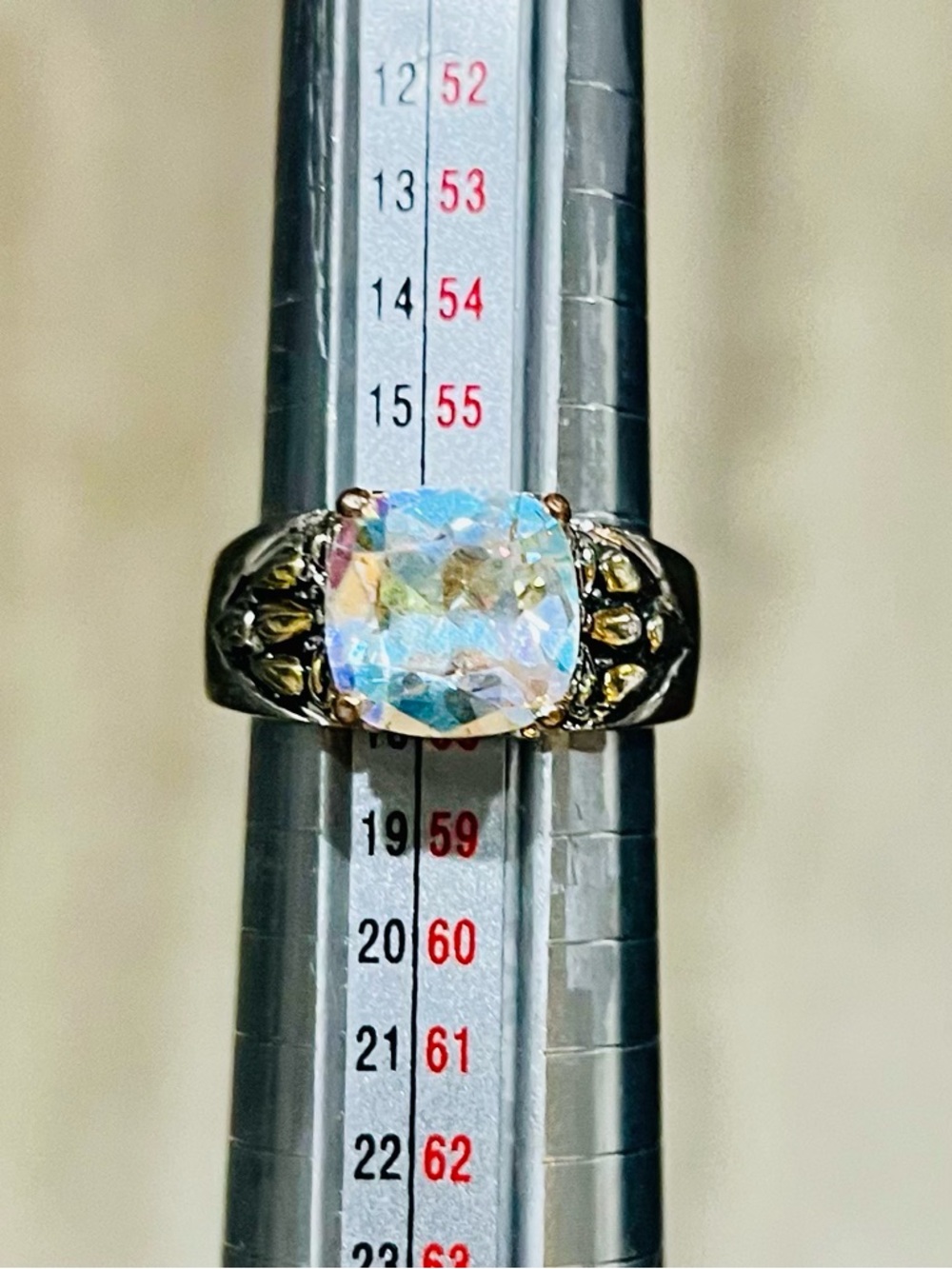 Vintage Two Tone Ring AB Crystal Cushion Stone Size 8.25 - Picture 5 of 12